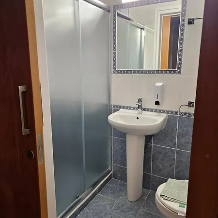 By Emmelia Group Lägenhetshotell Paphos